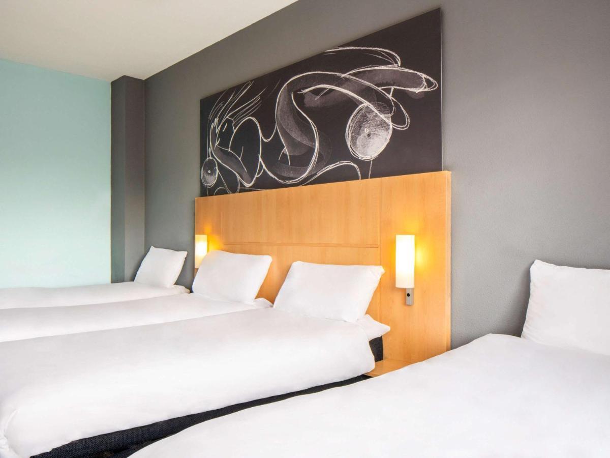 Ibis Styles York Centre Hotel Exterior photo