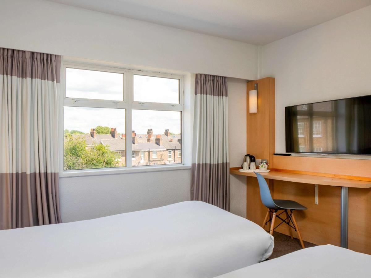 Ibis Styles York Centre Hotel Exterior photo