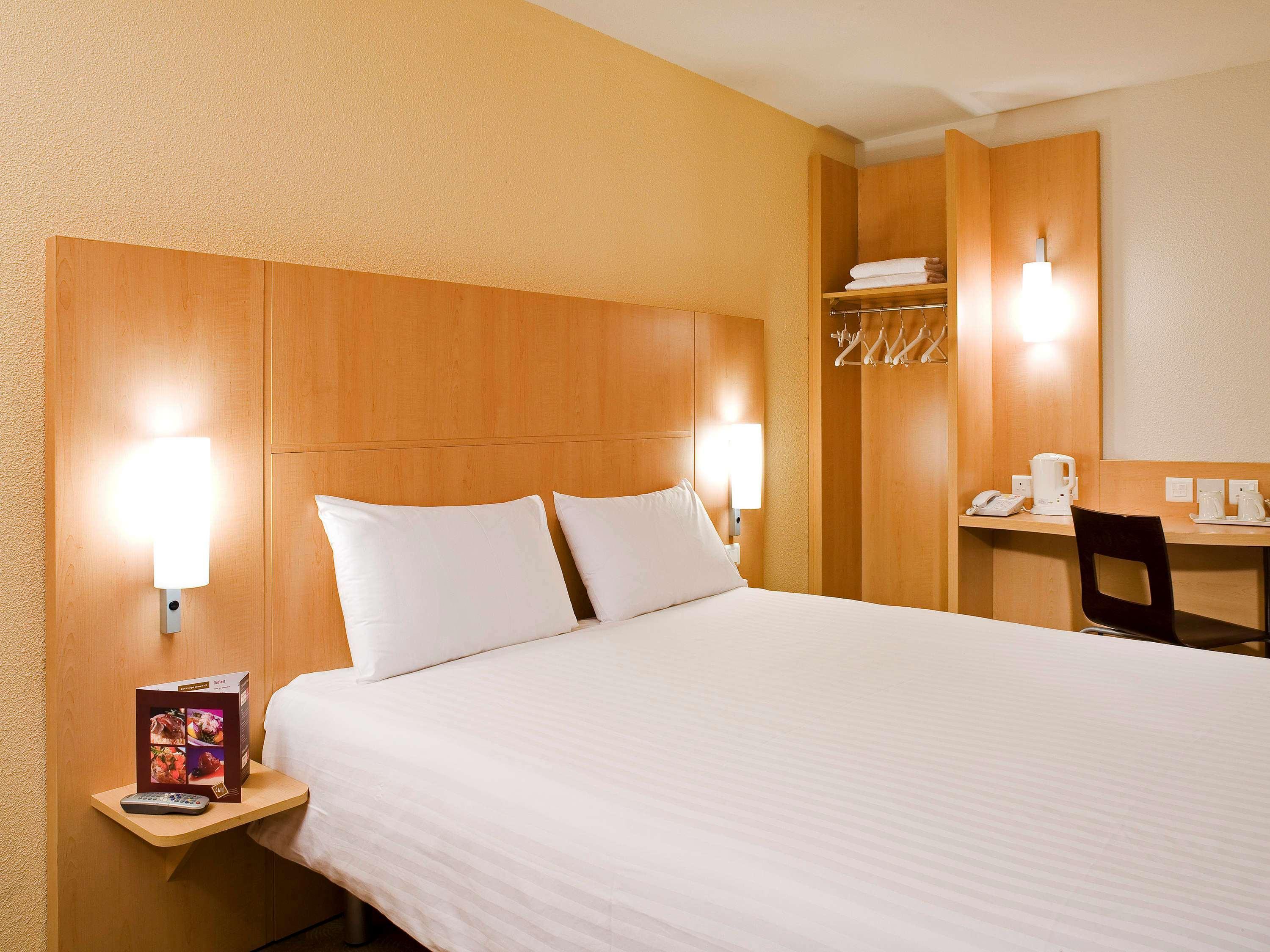 Ibis Styles York Centre Hotel Exterior photo
