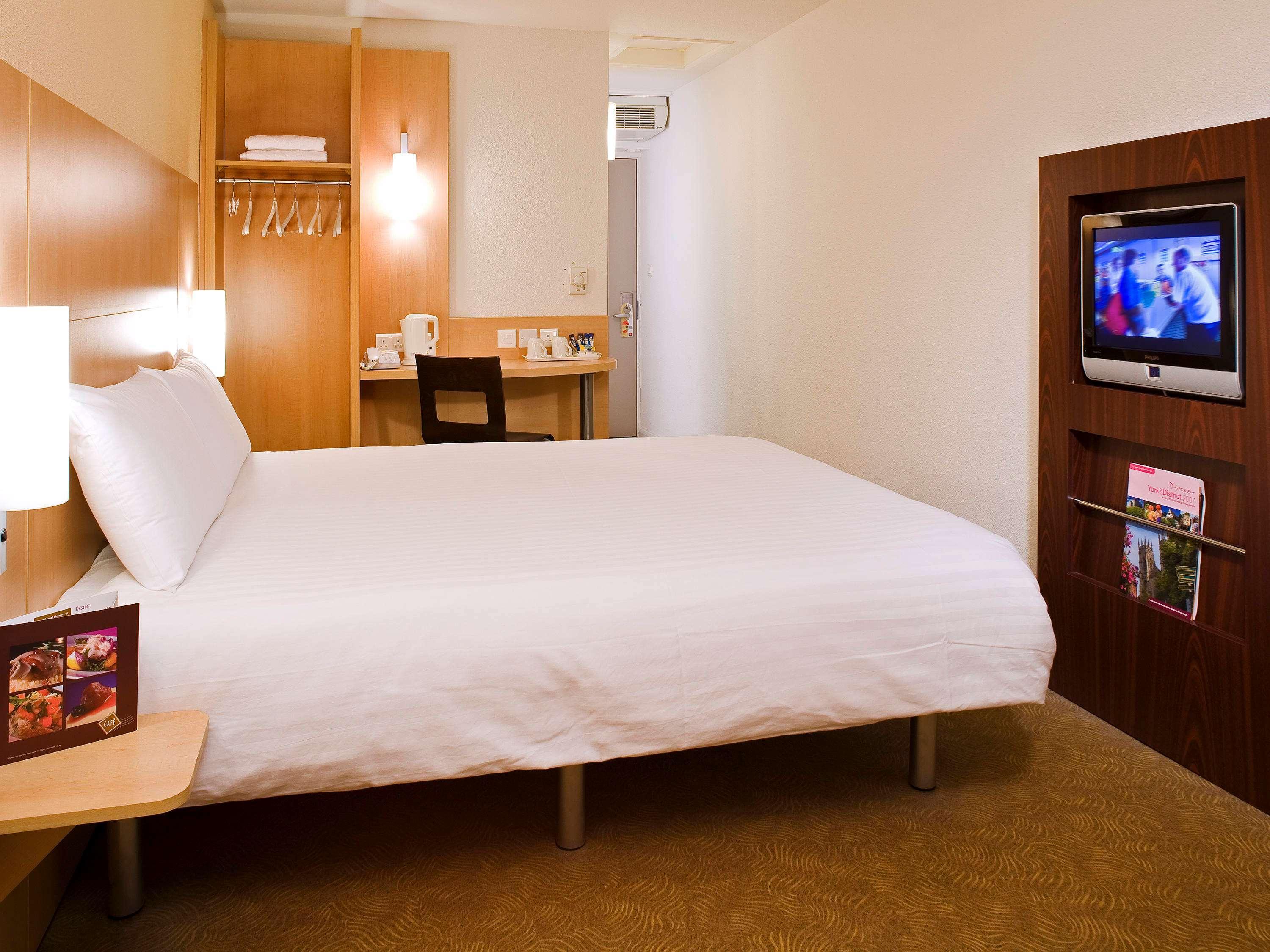 Ibis Styles York Centre Hotel Exterior photo