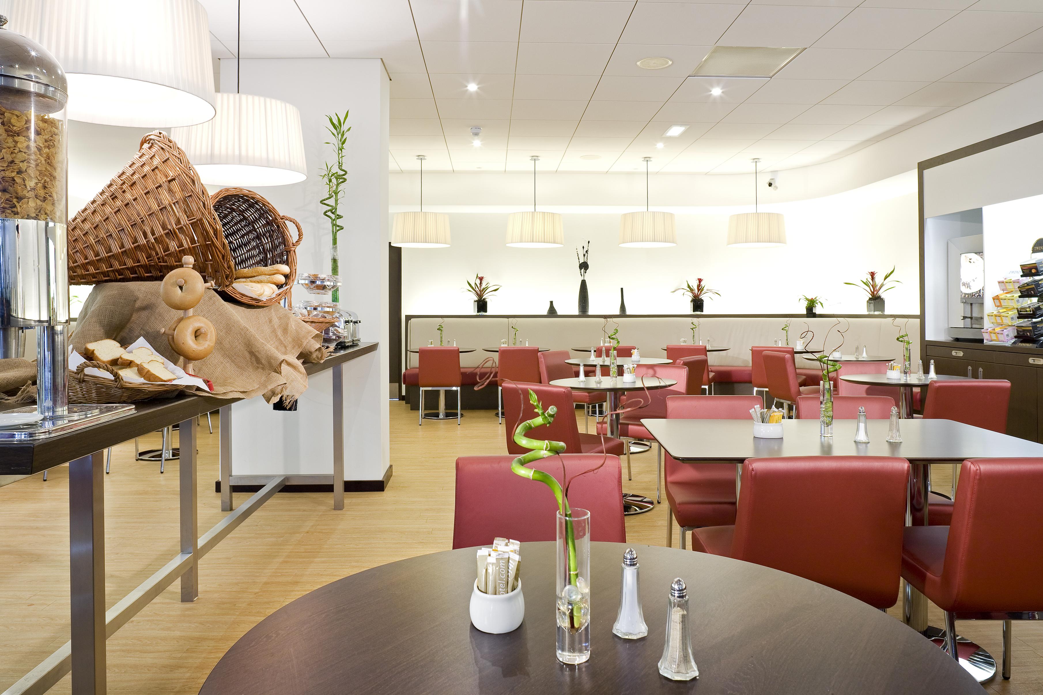 Ibis Styles York Centre Hotel Exterior photo
